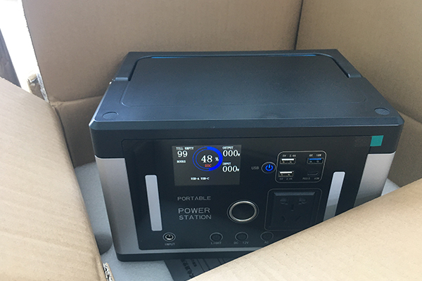 Imballaggio perfetto per la logistica della centrale elettrica esterna portatile da 700 W